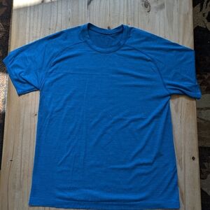 Men's Lululemon SS top
